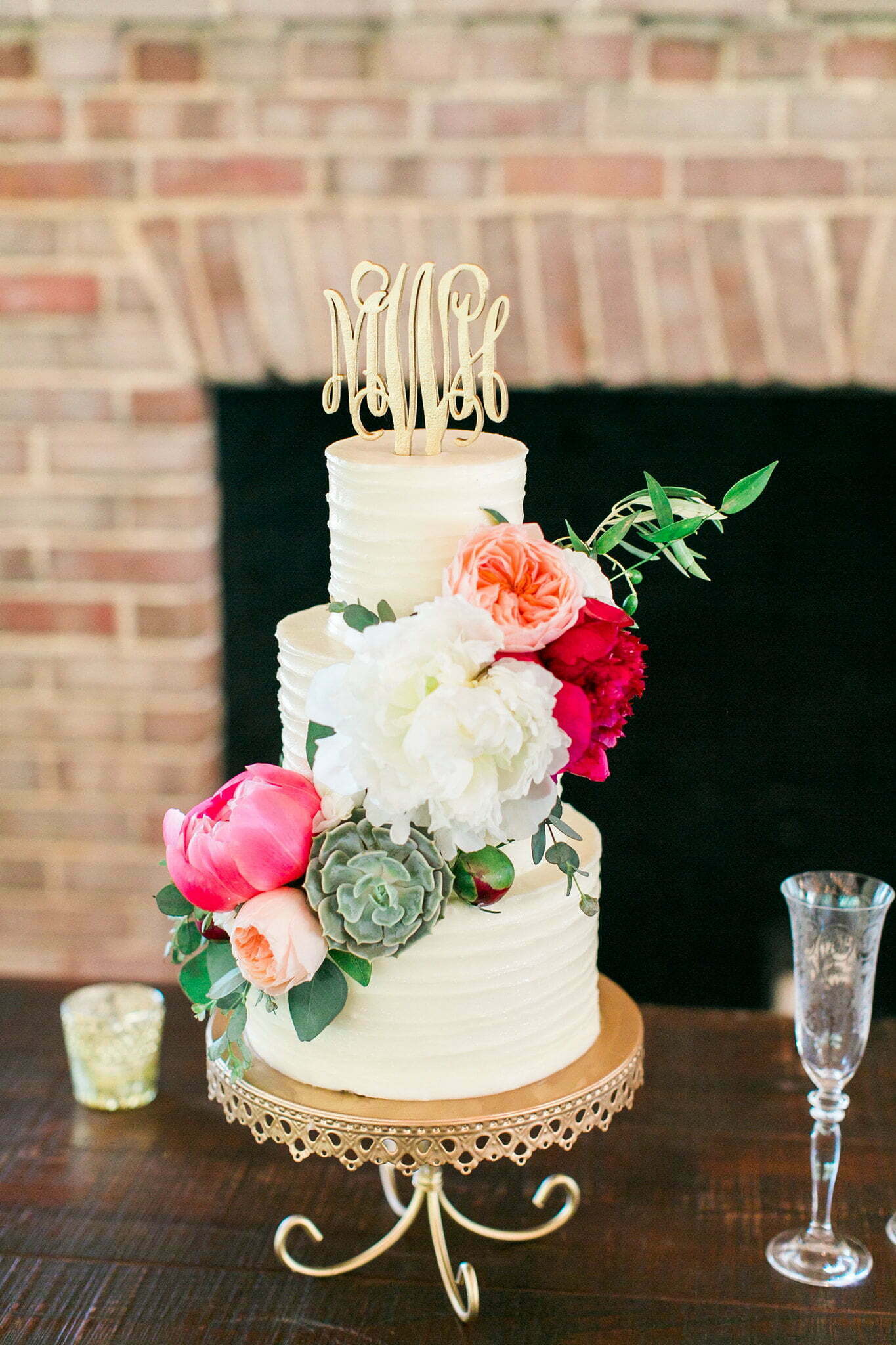 Wedding_Cake_Flowers_ Duvall_Events